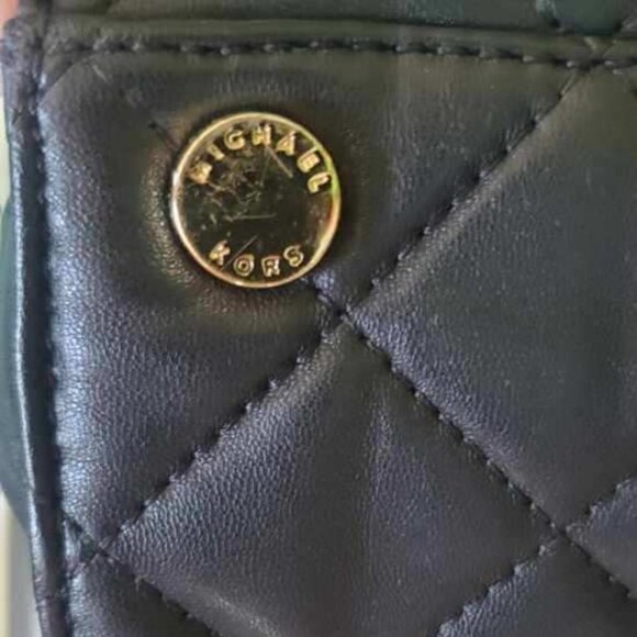 Michael Kors Susannah Large Quilted Black Tote Bag - Picture 9 of 16